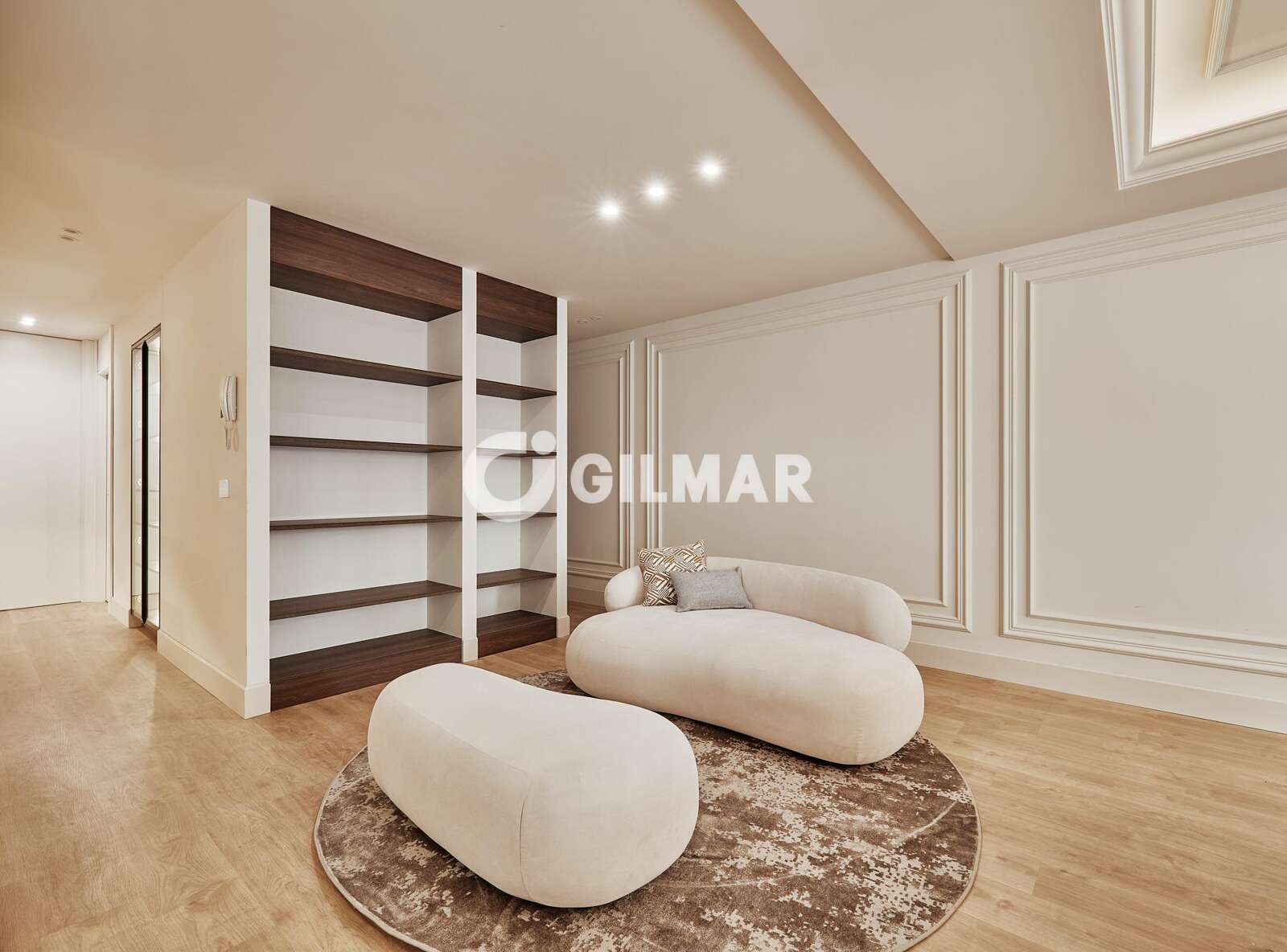 Property slider Gilmar