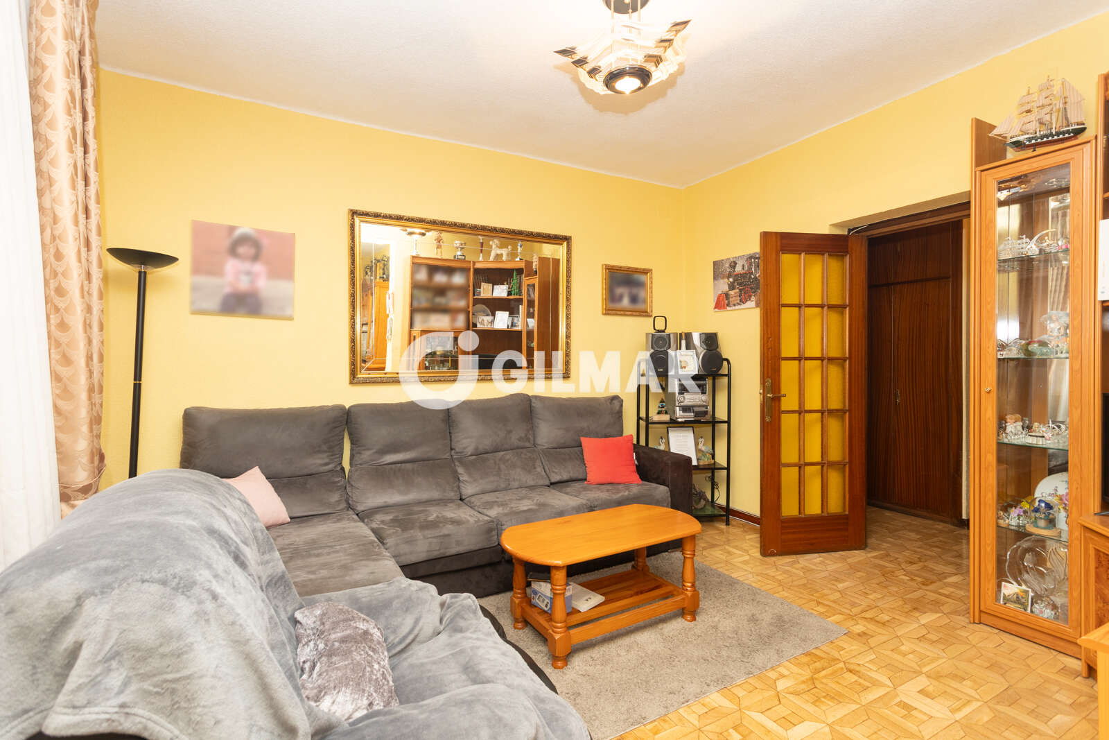 Property slider Gilmar