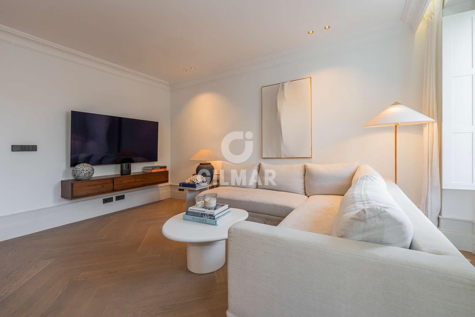 Property slider Gilmar
