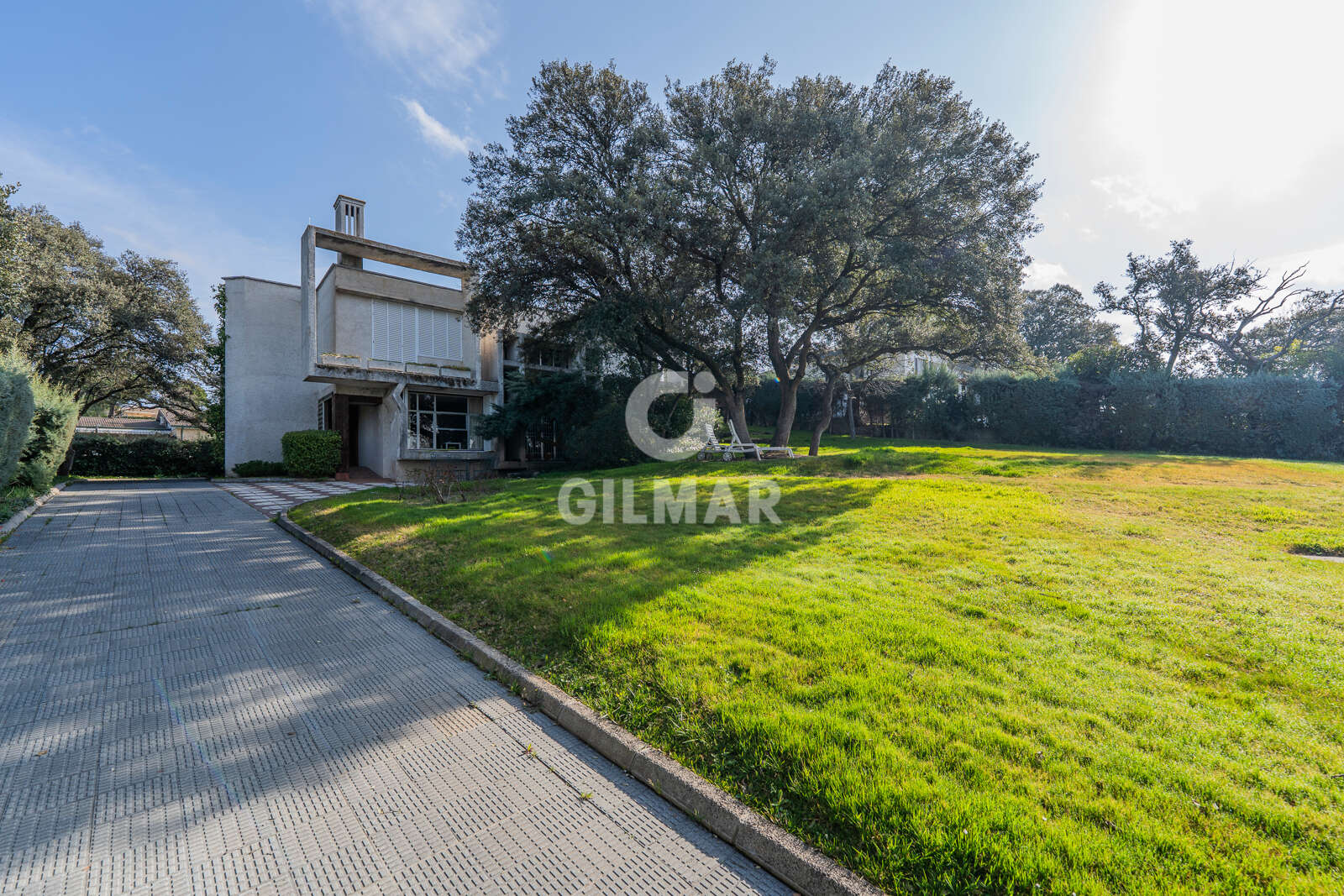 Property slider Gilmar