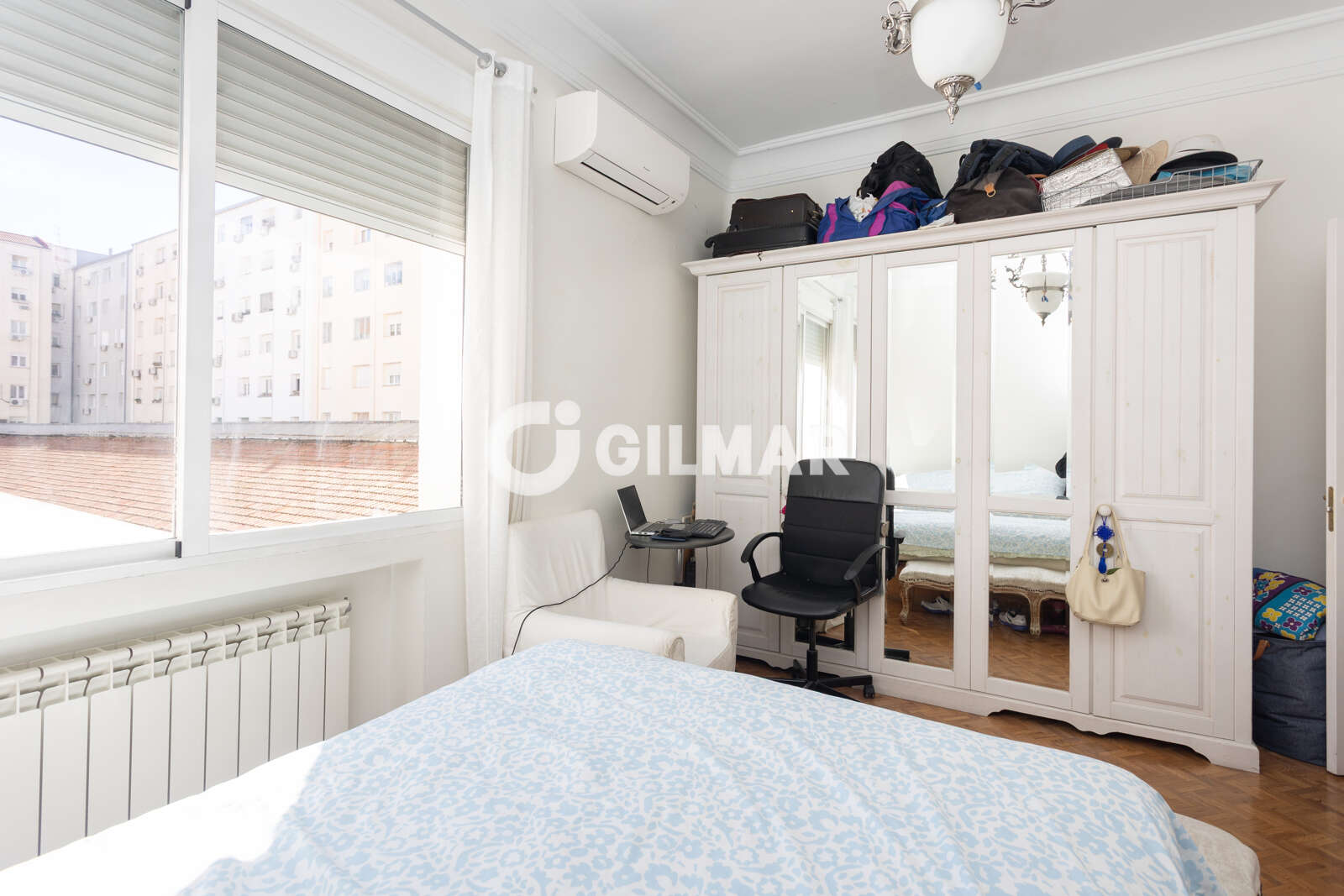 Property slider Gilmar