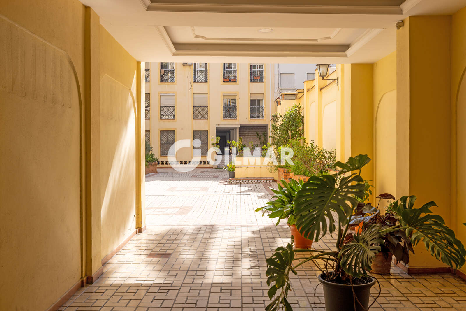 Property slider Gilmar
