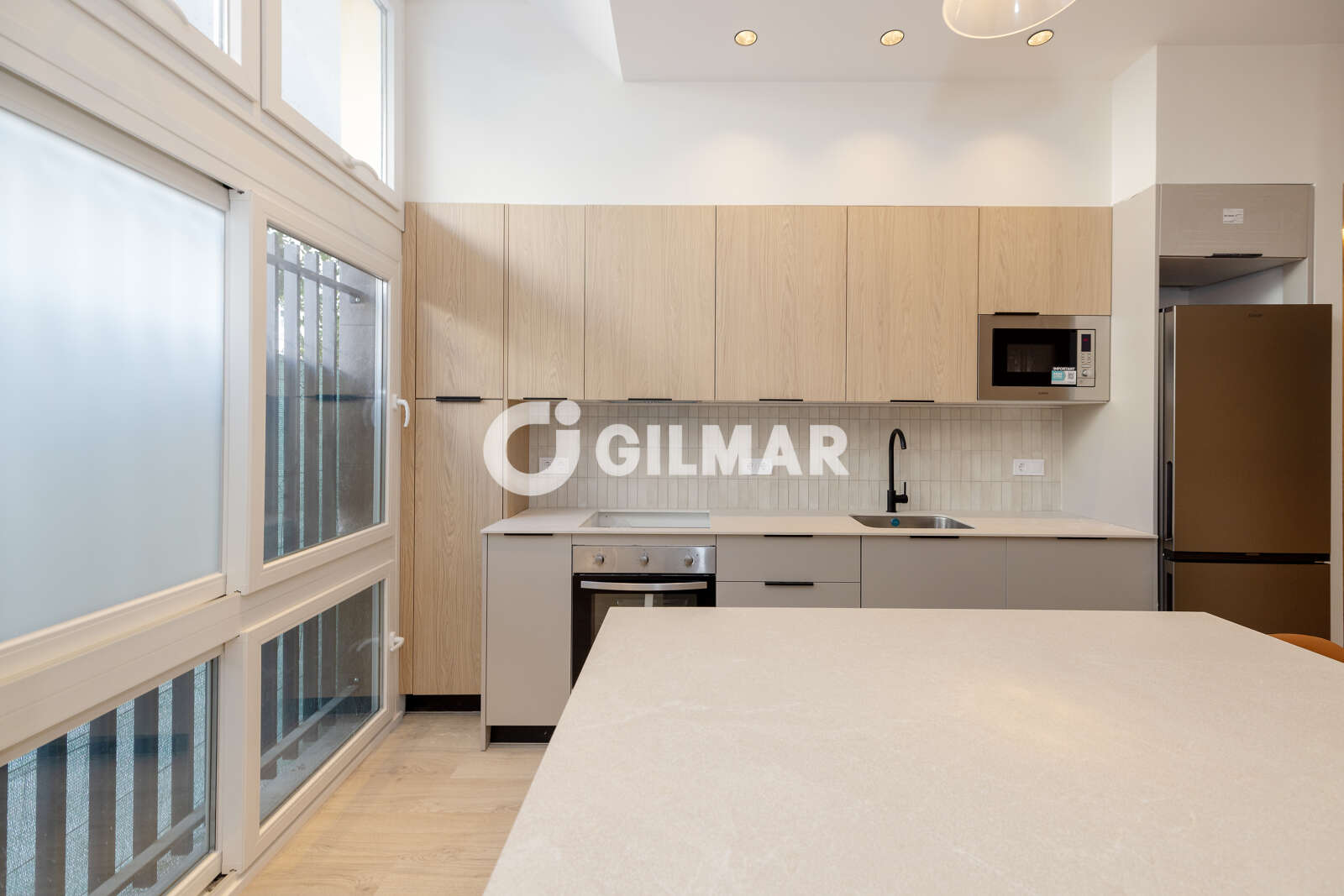 Property slider Gilmar