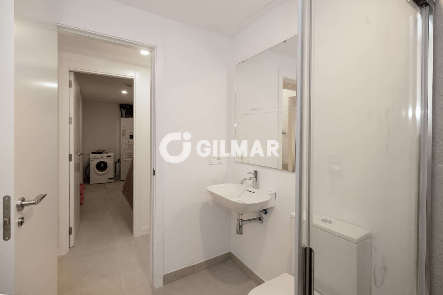 Photo of Semi-detached house