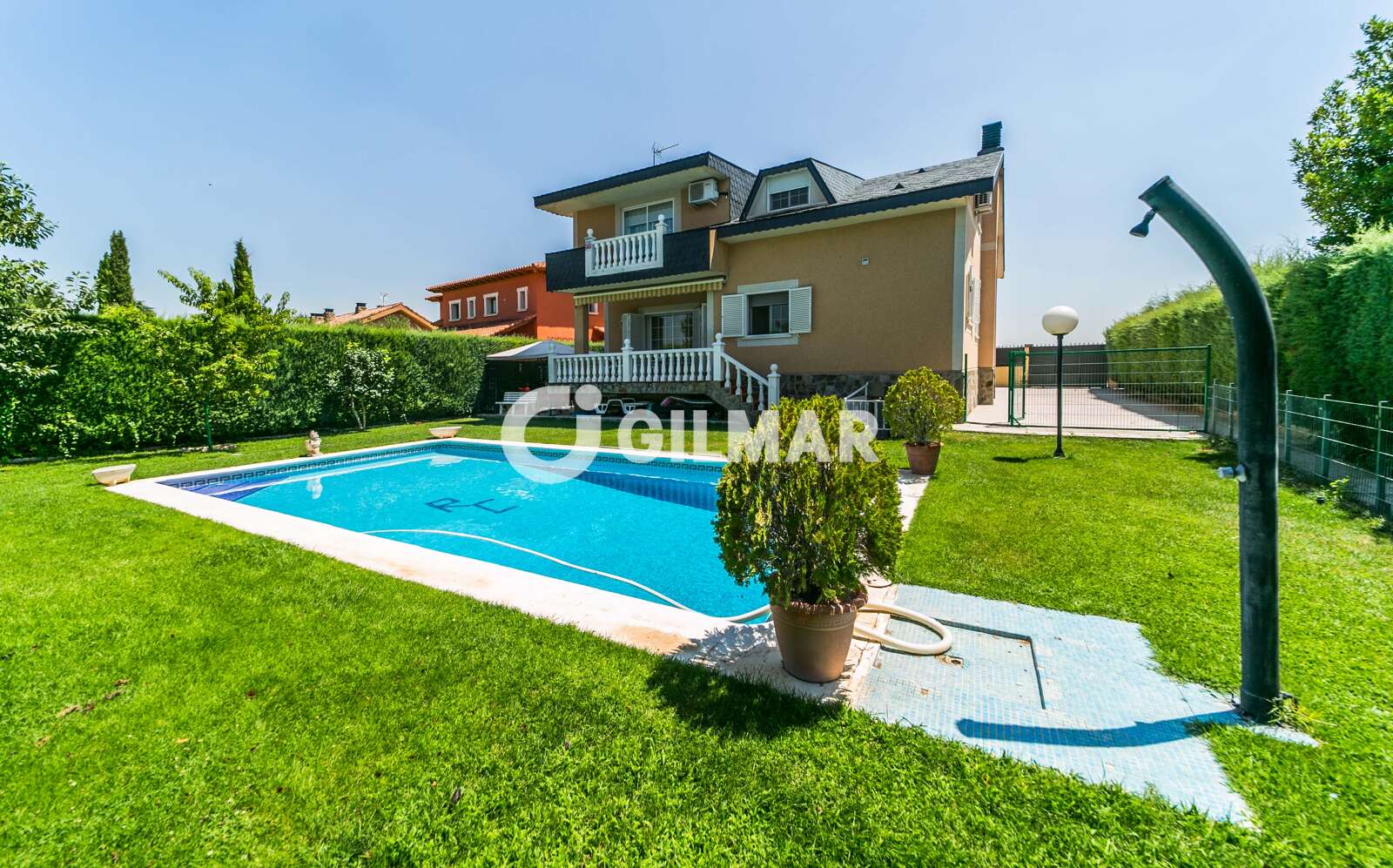 Property slider Gilmar