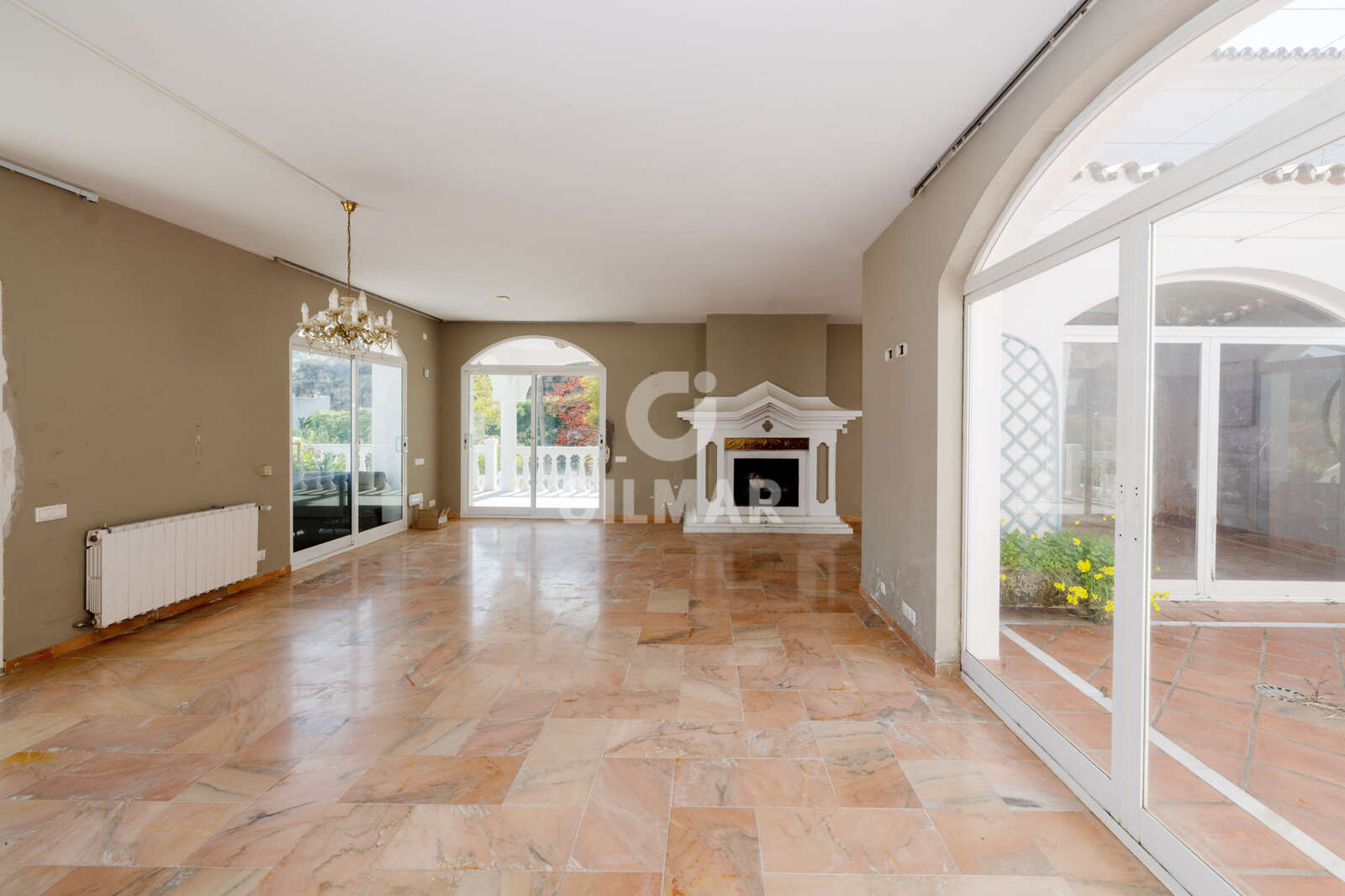 Property slider Gilmar