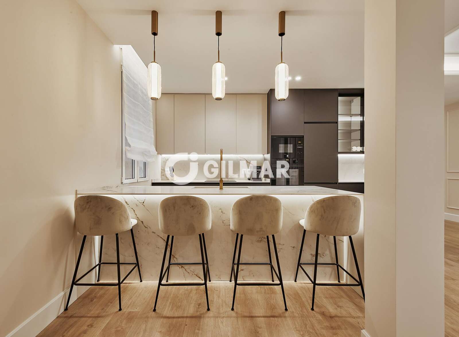 Property slider Gilmar