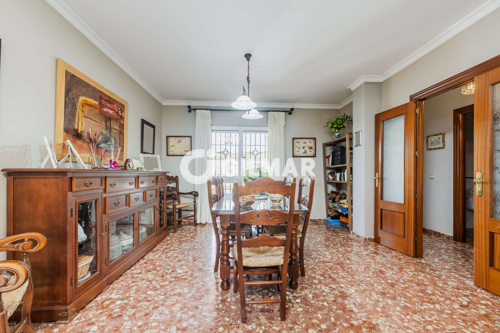 Property slider Gilmar