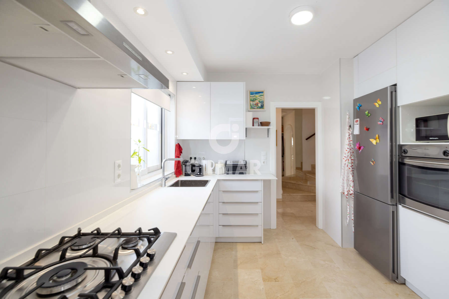 Photo of Semi-detached house