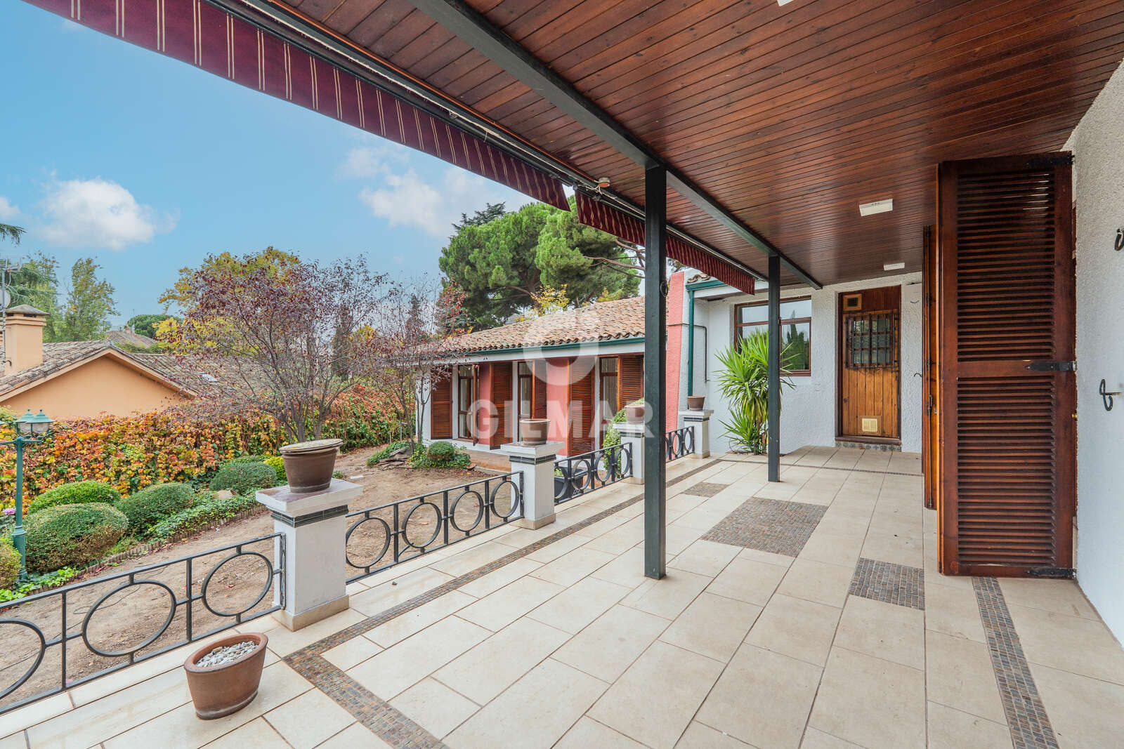 Property slider Gilmar