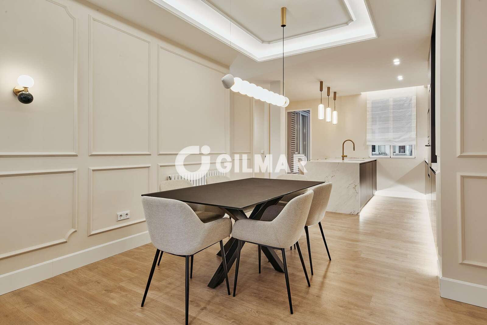 Property slider Gilmar