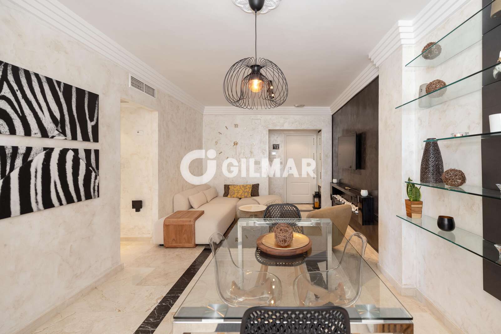 Property slider Gilmar