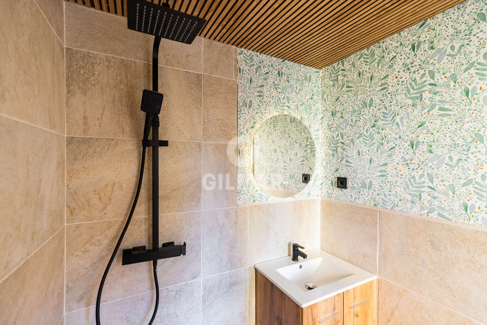 Property slider Gilmar