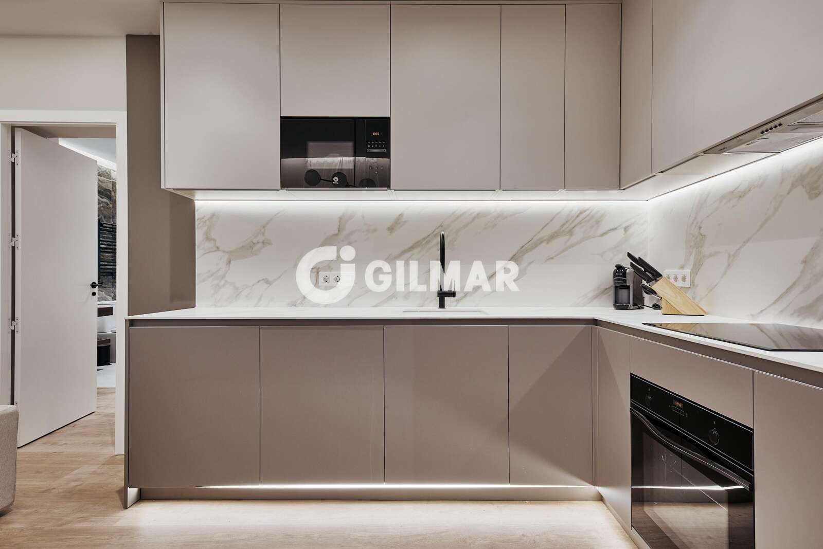 Property slider Gilmar