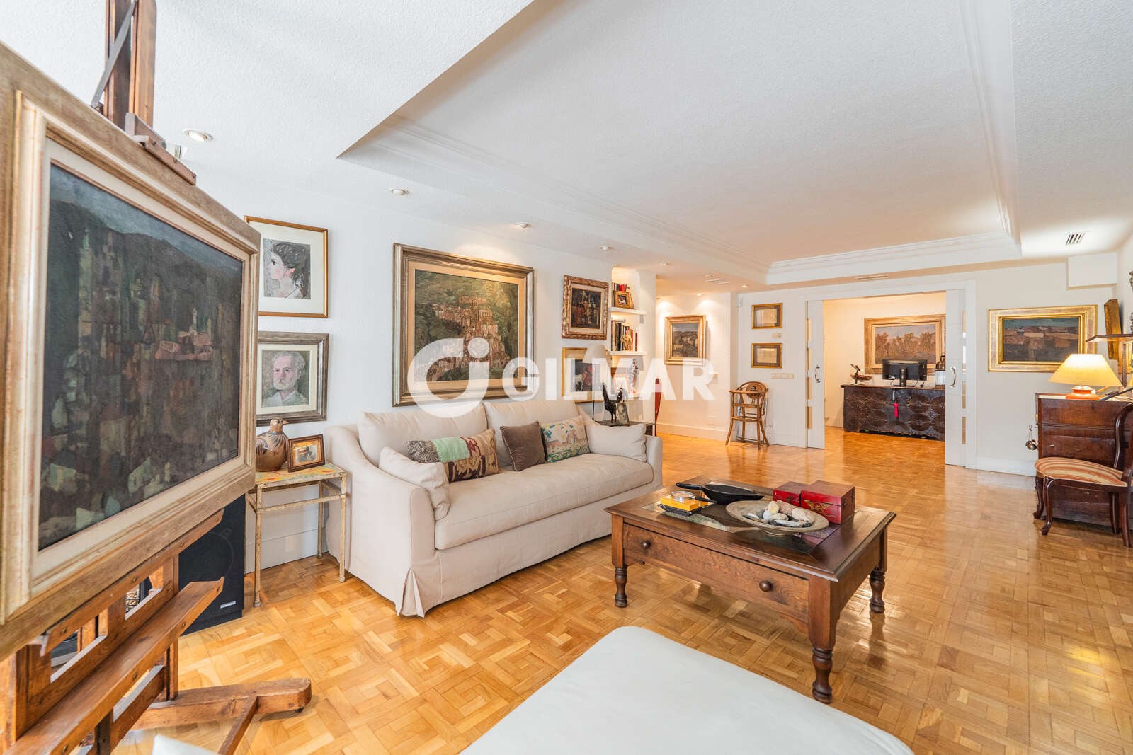 Property slider Gilmar