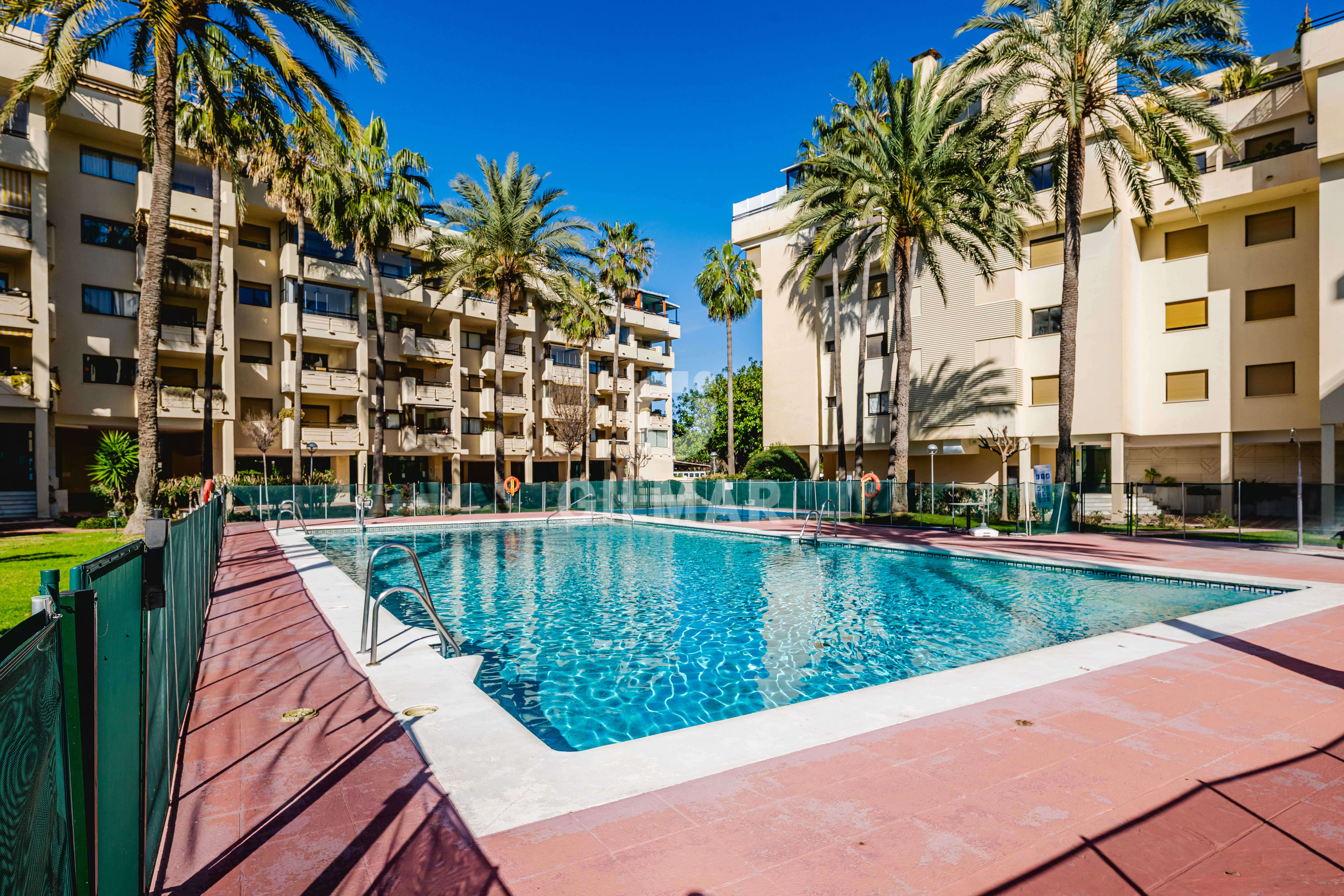 Piso · 128 m² · 3 dorm