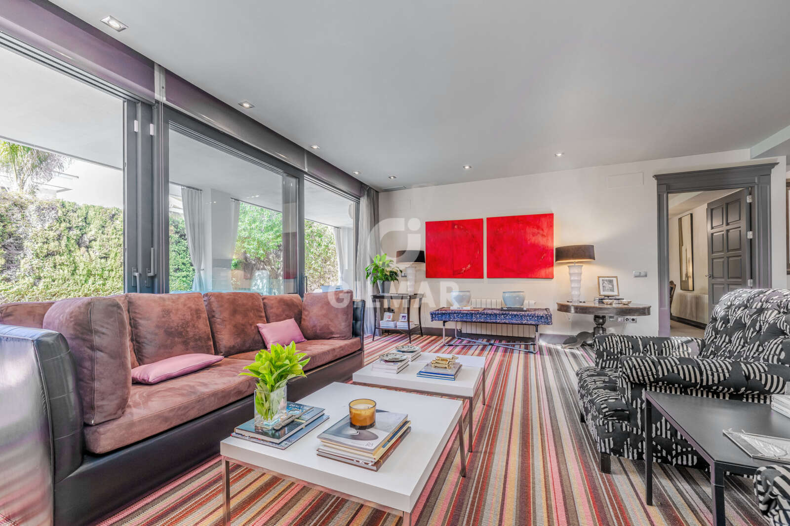 Property slider Gilmar