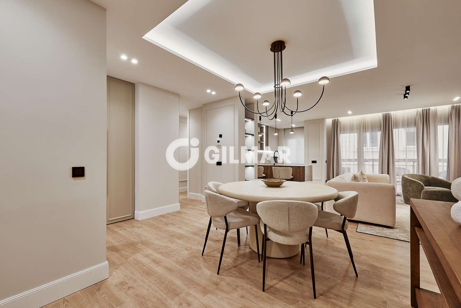 Property slider Gilmar