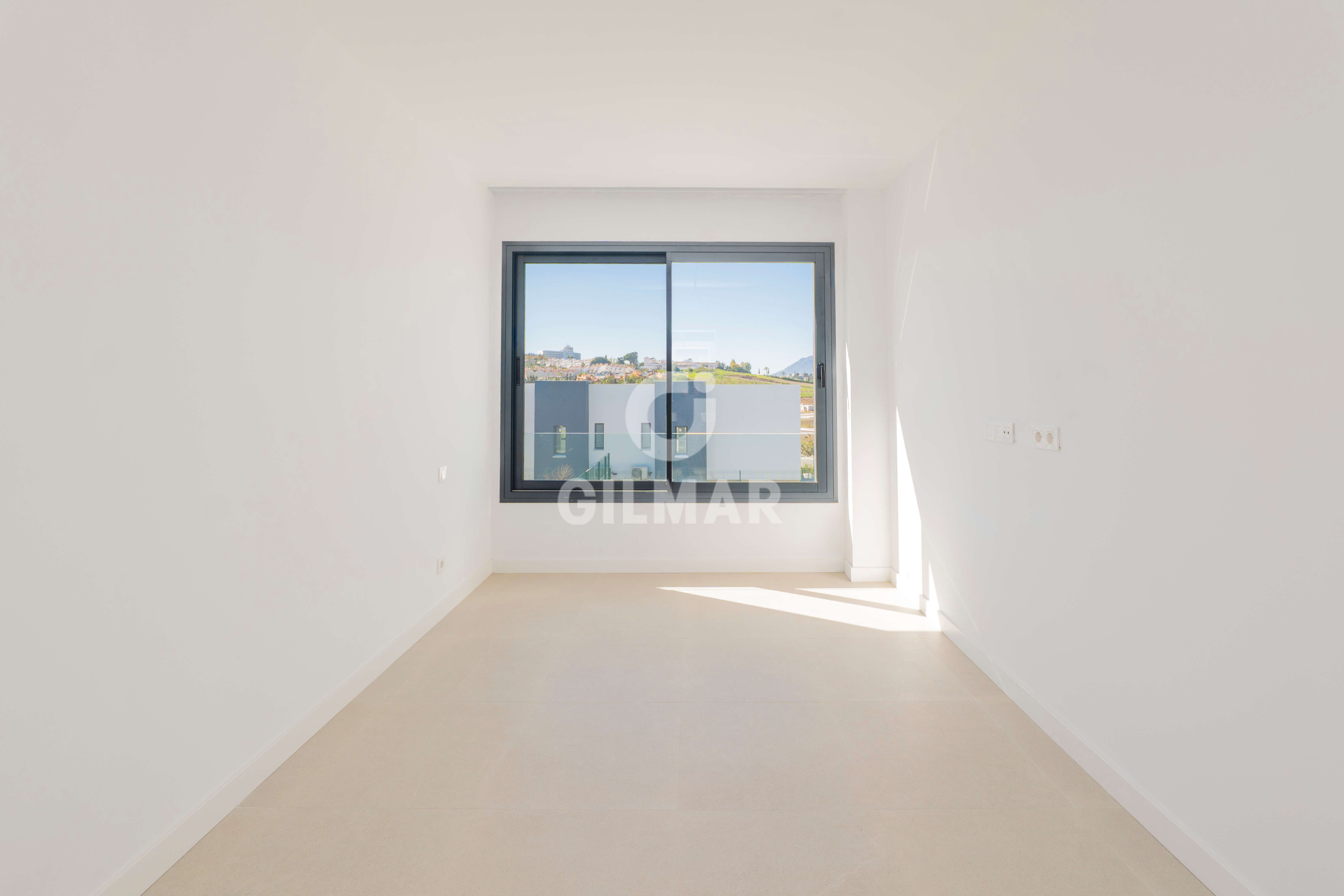 Photo of Semi-detached house