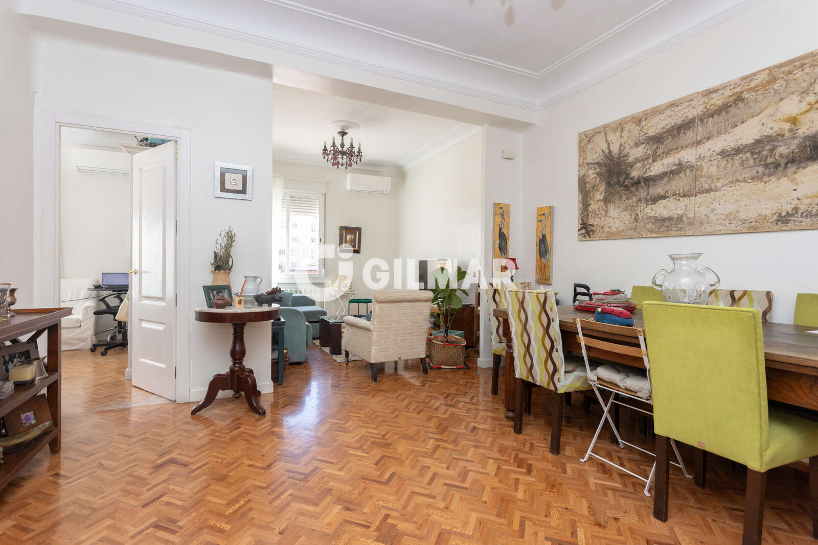 Property slider Gilmar