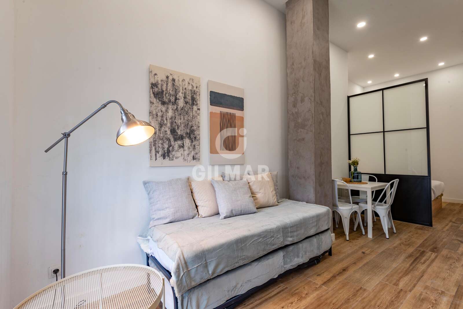 Property slider Gilmar