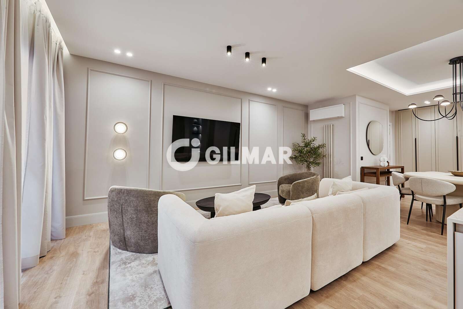 Property slider Gilmar