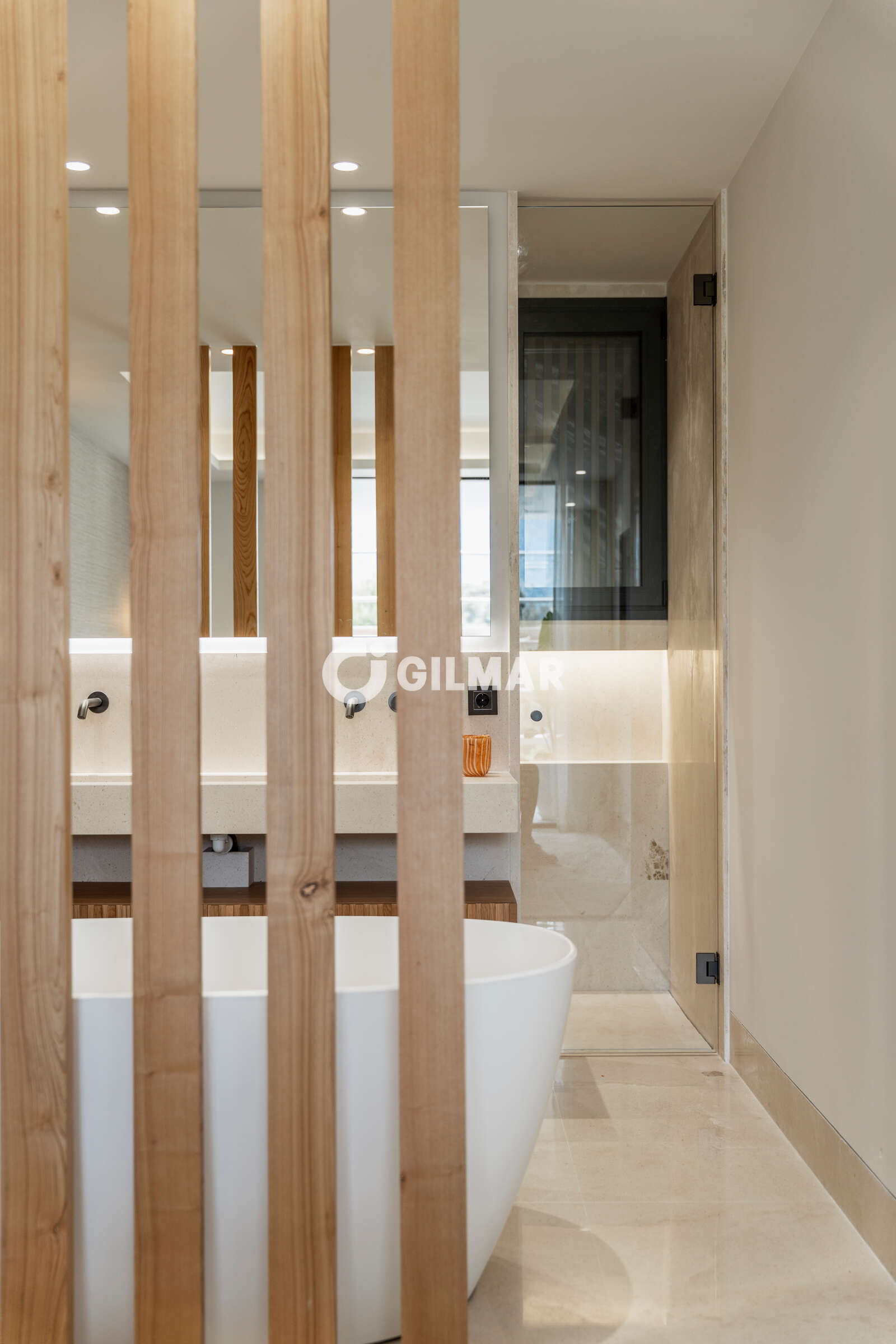 Property slider Gilmar