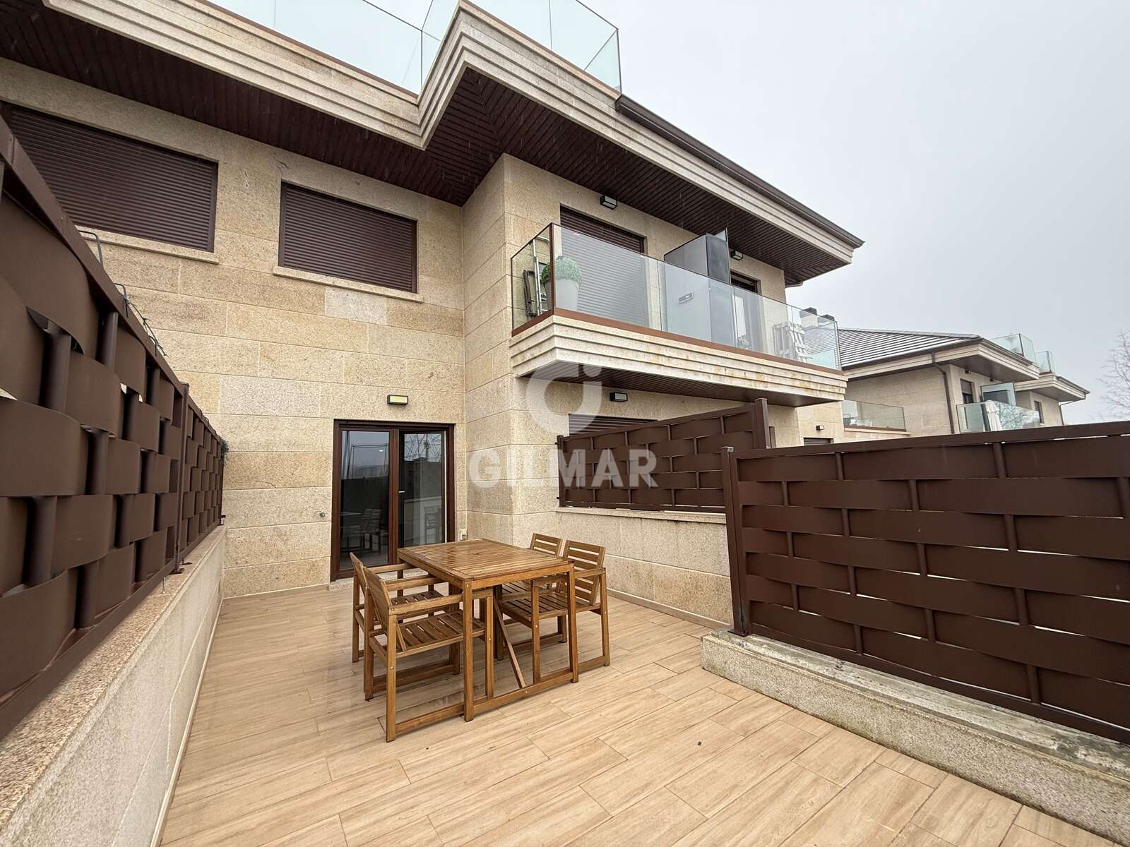 Property slider Gilmar