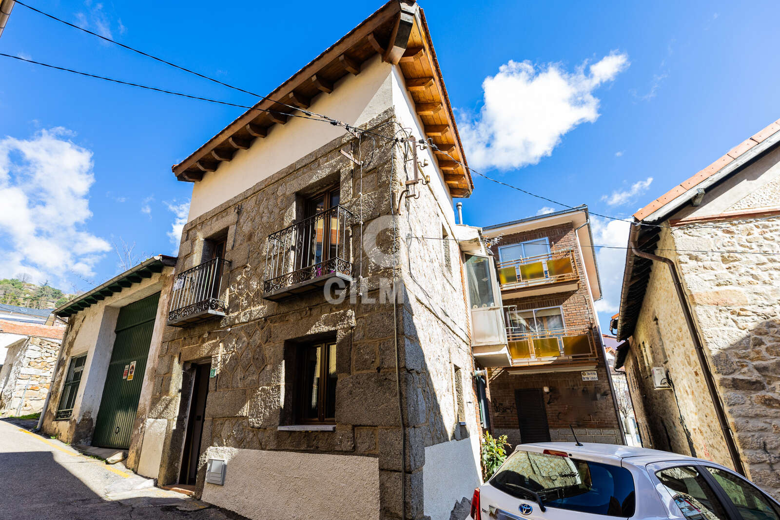 Property slider Gilmar