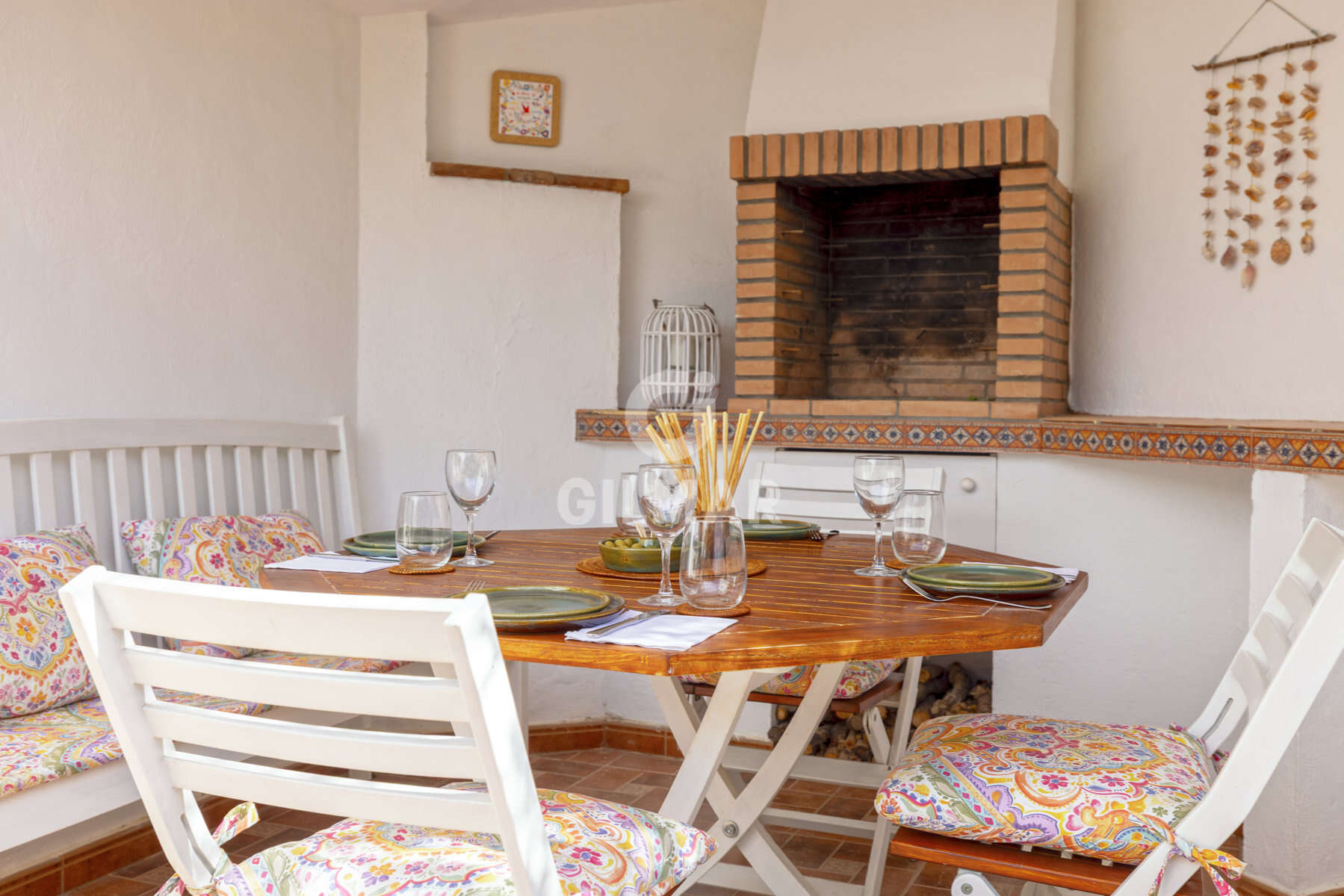 Photo of Semi-detached house