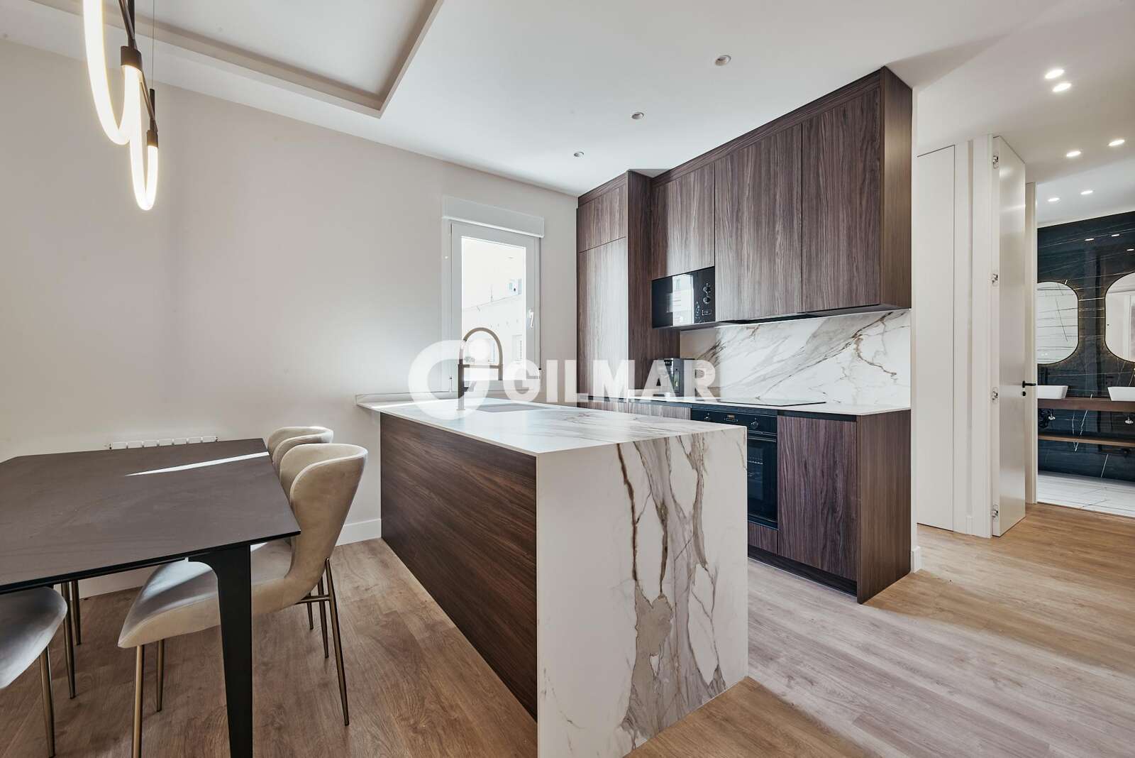 Property slider Gilmar