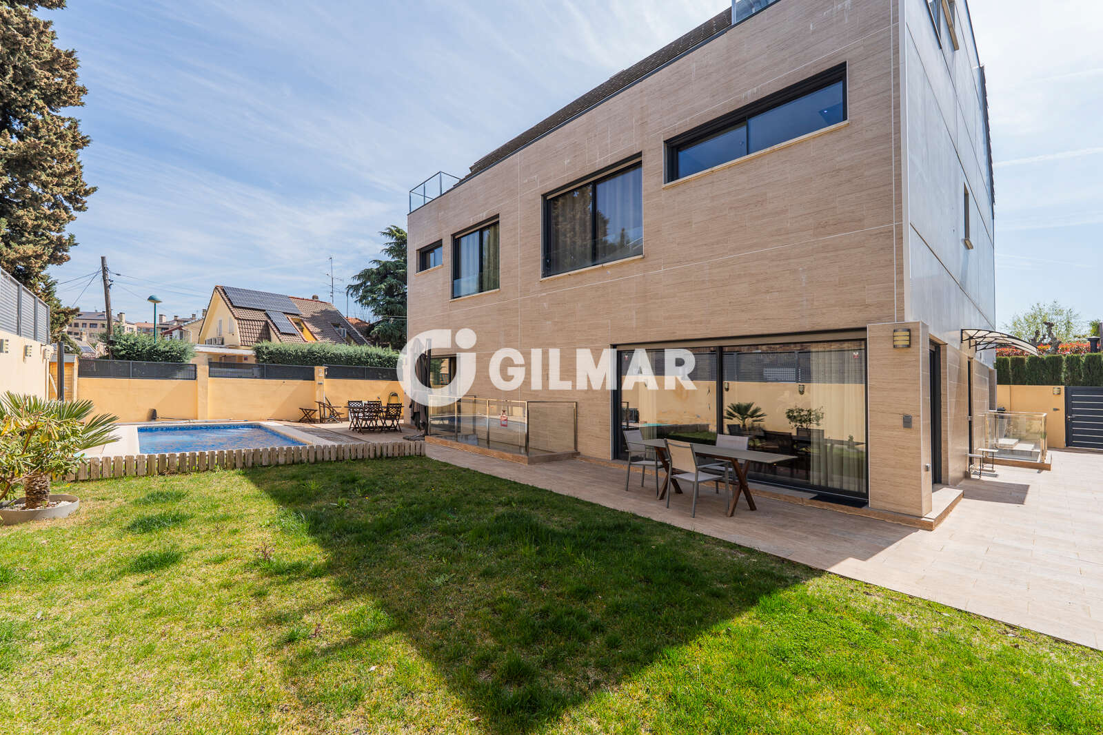 Property slider Gilmar