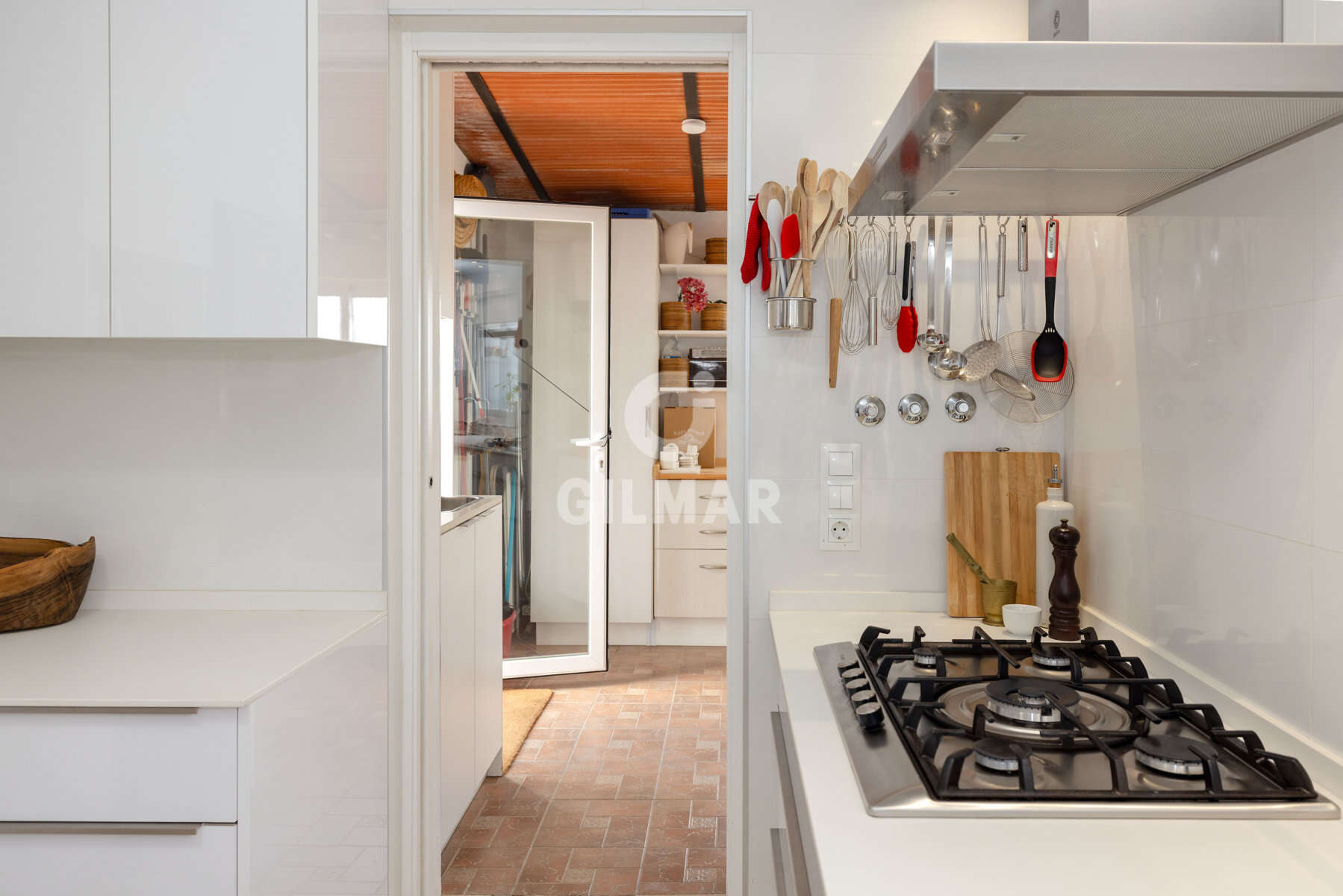 Photo of Semi-detached house