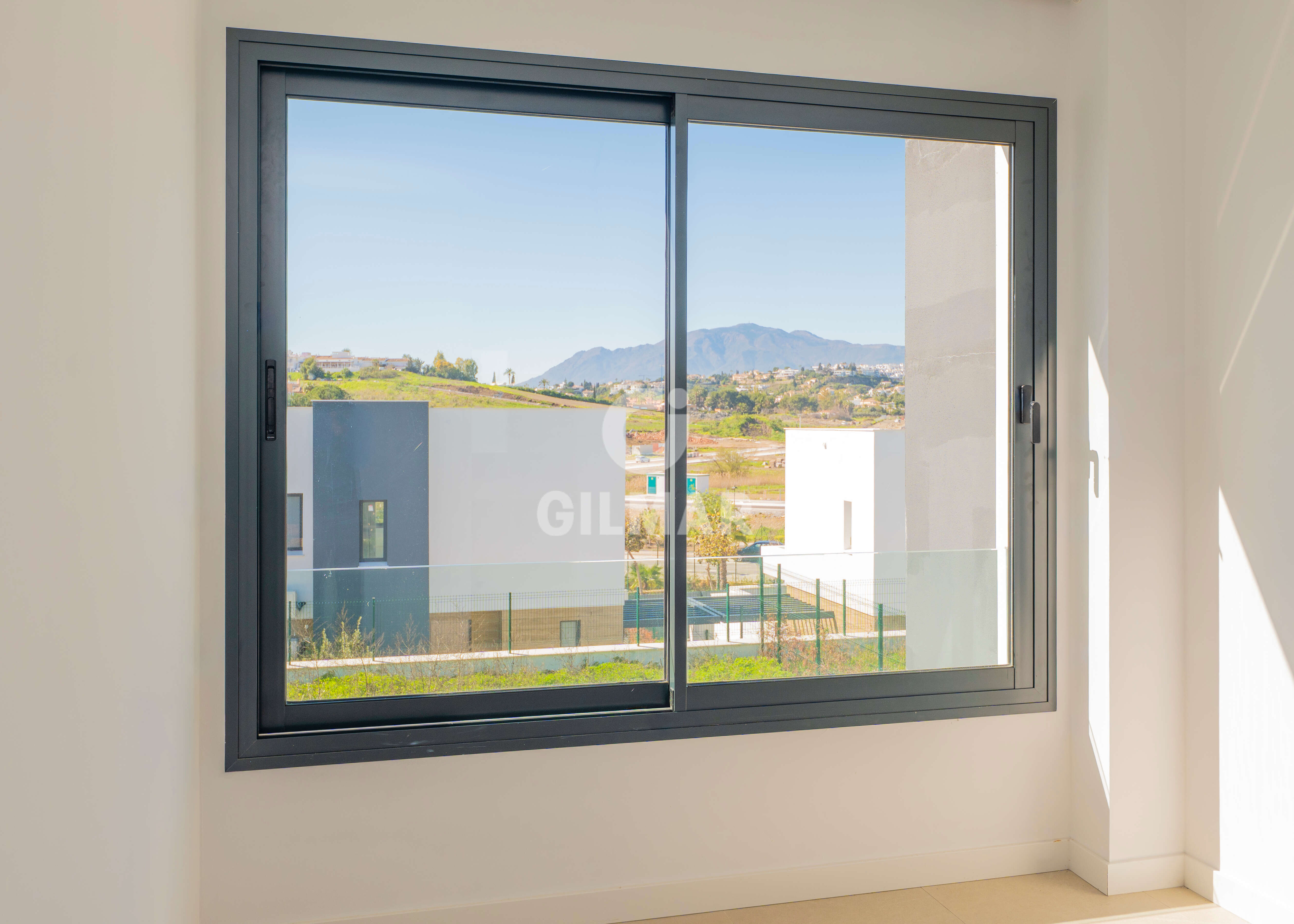 Photo of Semi-detached house