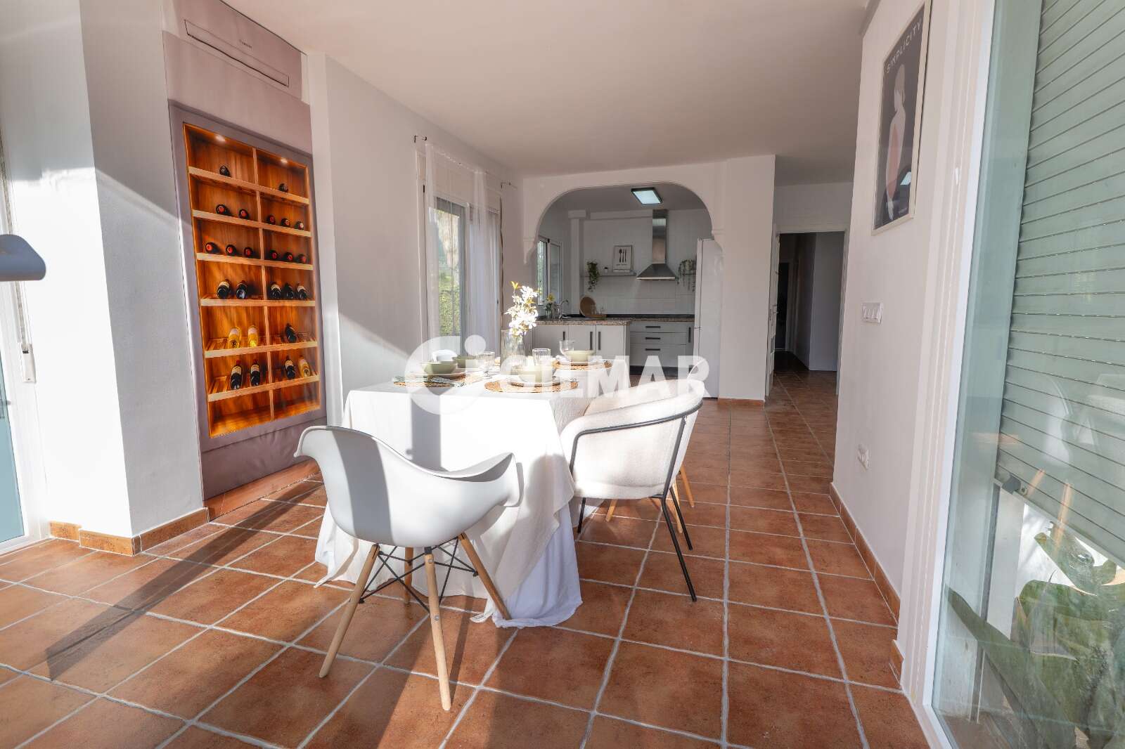 Property slider Gilmar