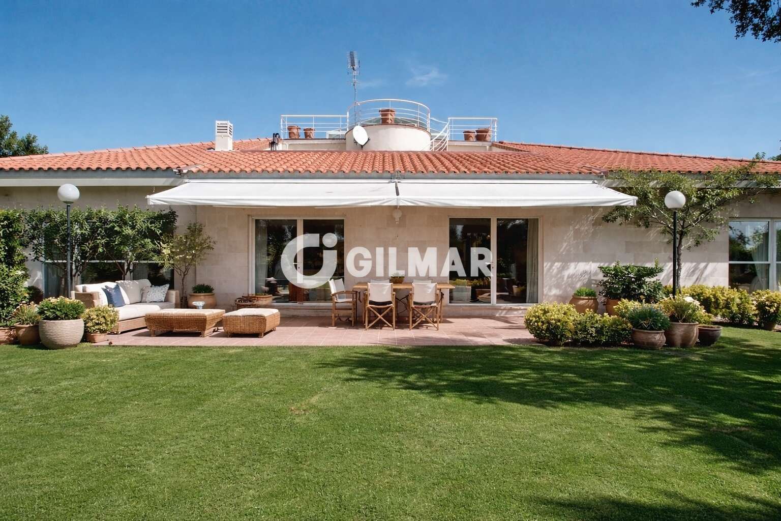 Property slider Gilmar