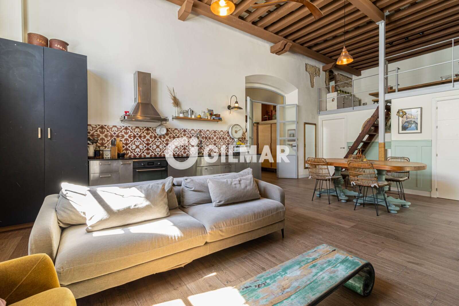 Property slider Gilmar