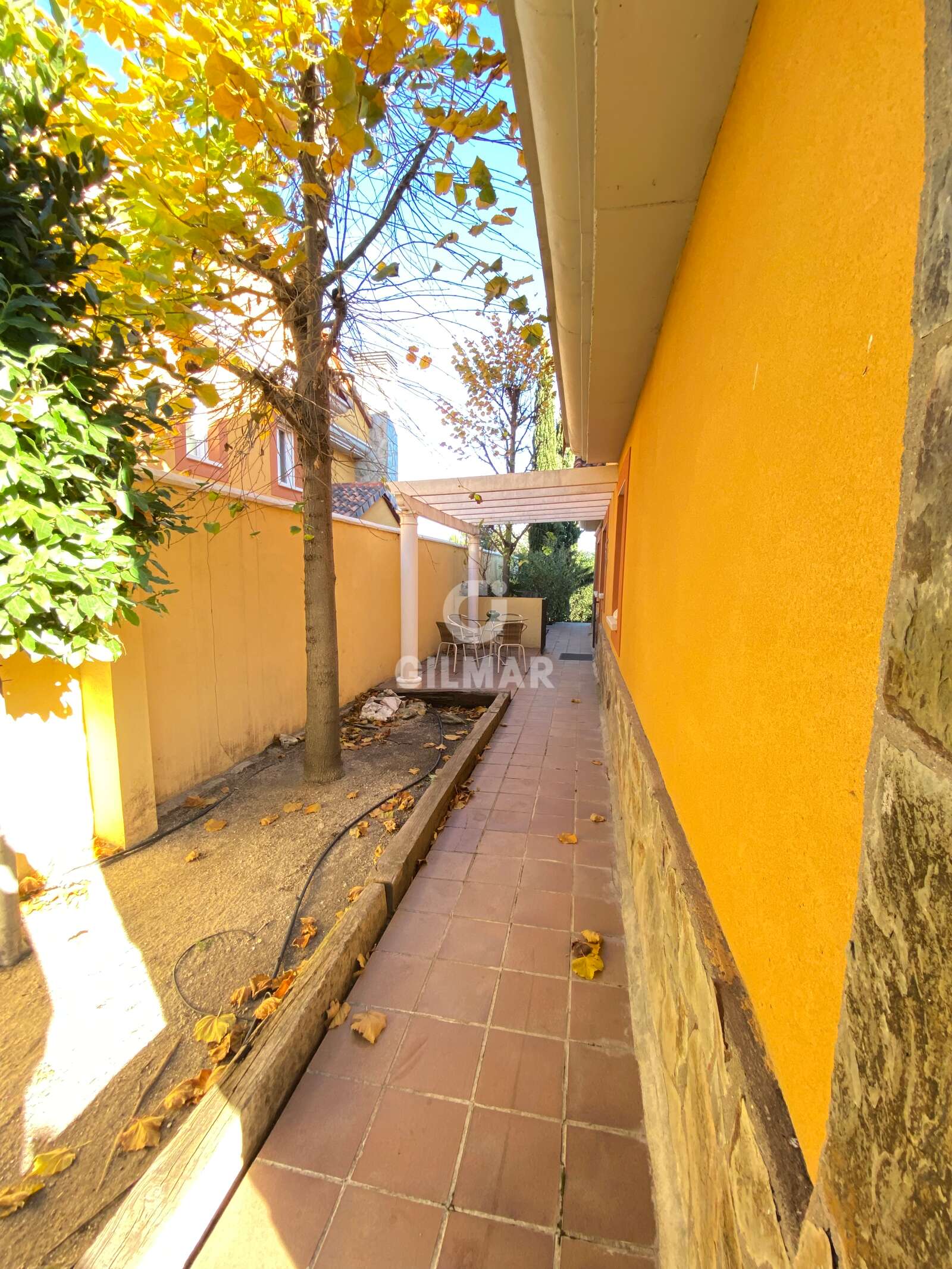 Property slider Gilmar