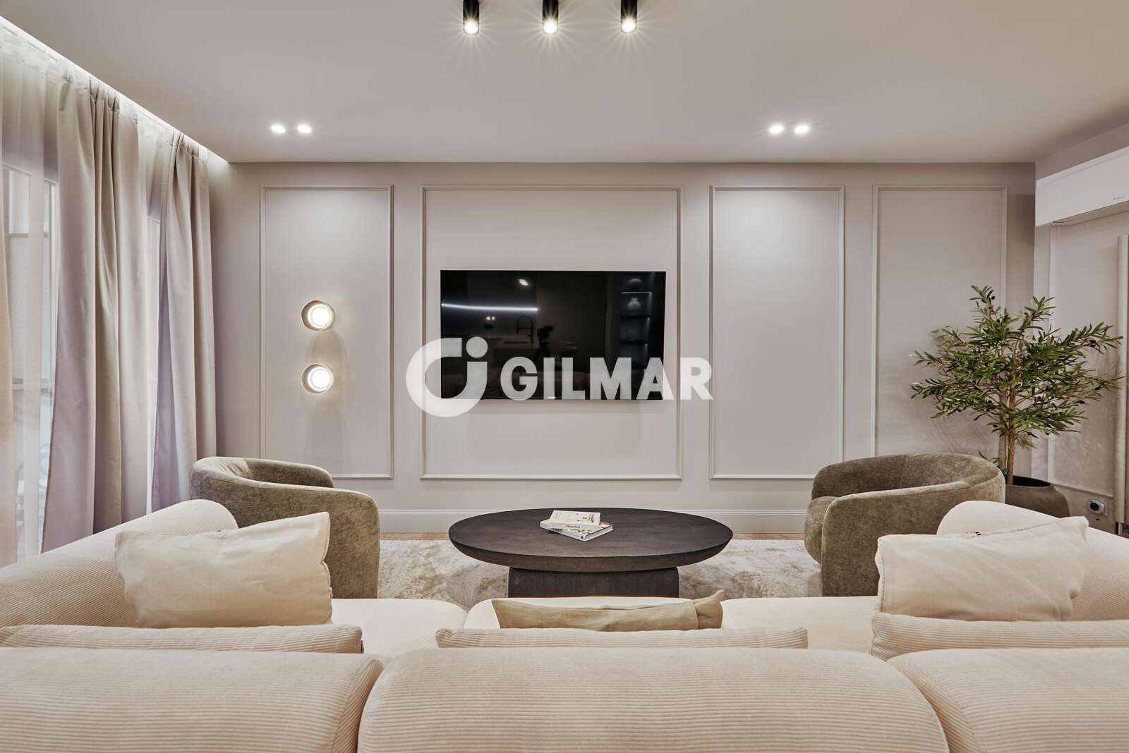 Property slider Gilmar