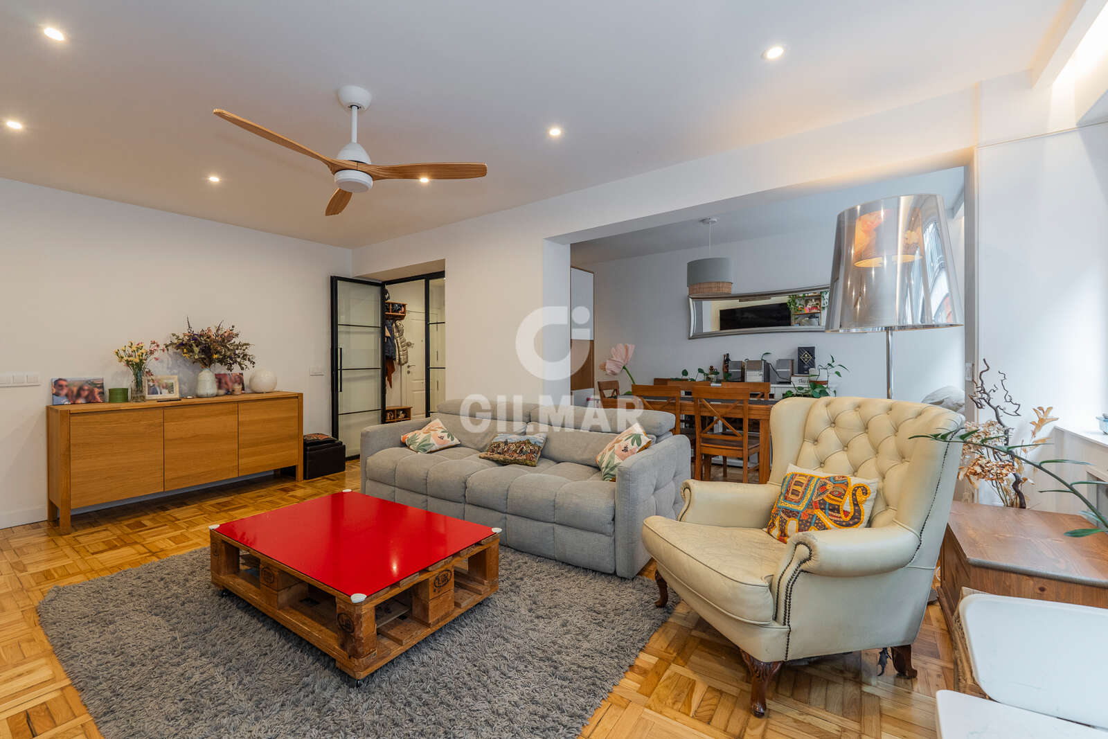 Property slider Gilmar