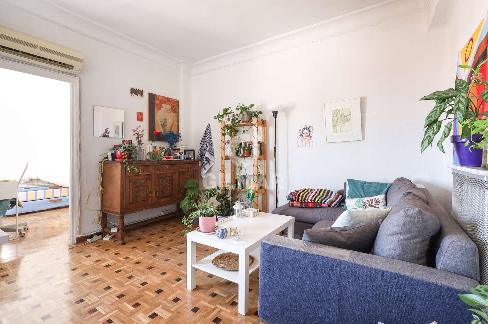 Property slider Gilmar
