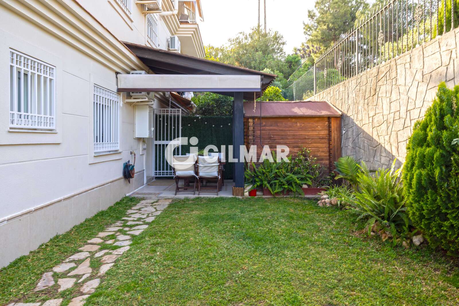 Property slider Gilmar