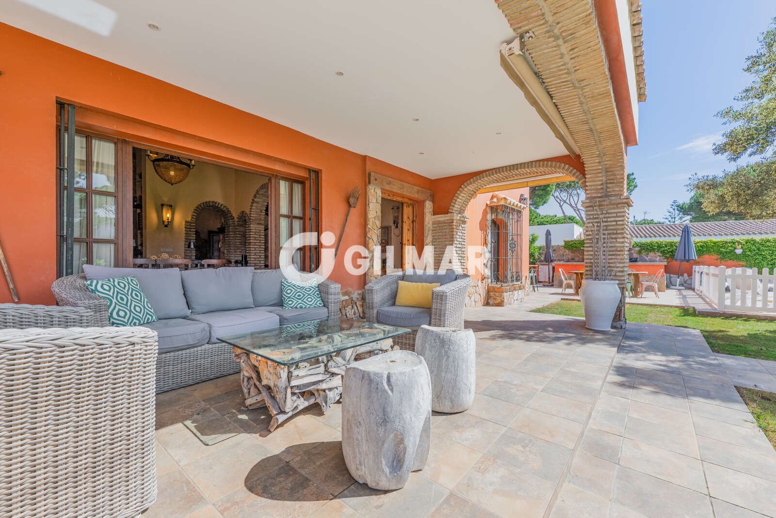 Property slider Gilmar