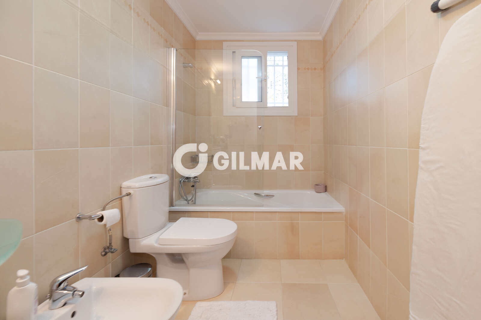 Property slider Gilmar