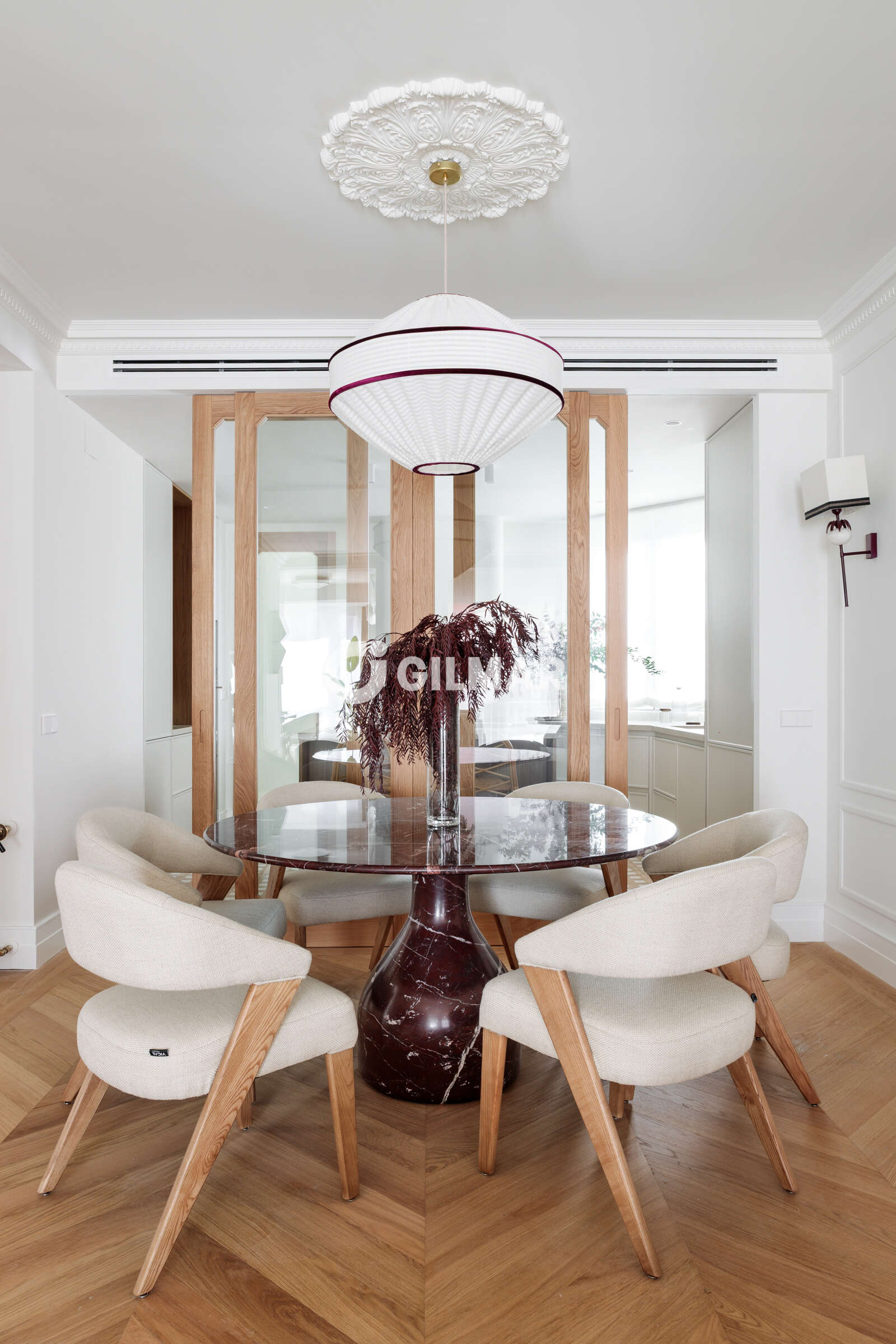 Property slider Gilmar