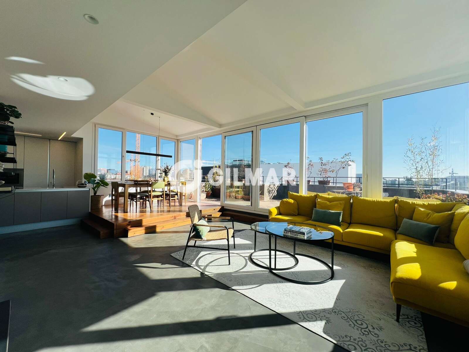 Property slider Gilmar