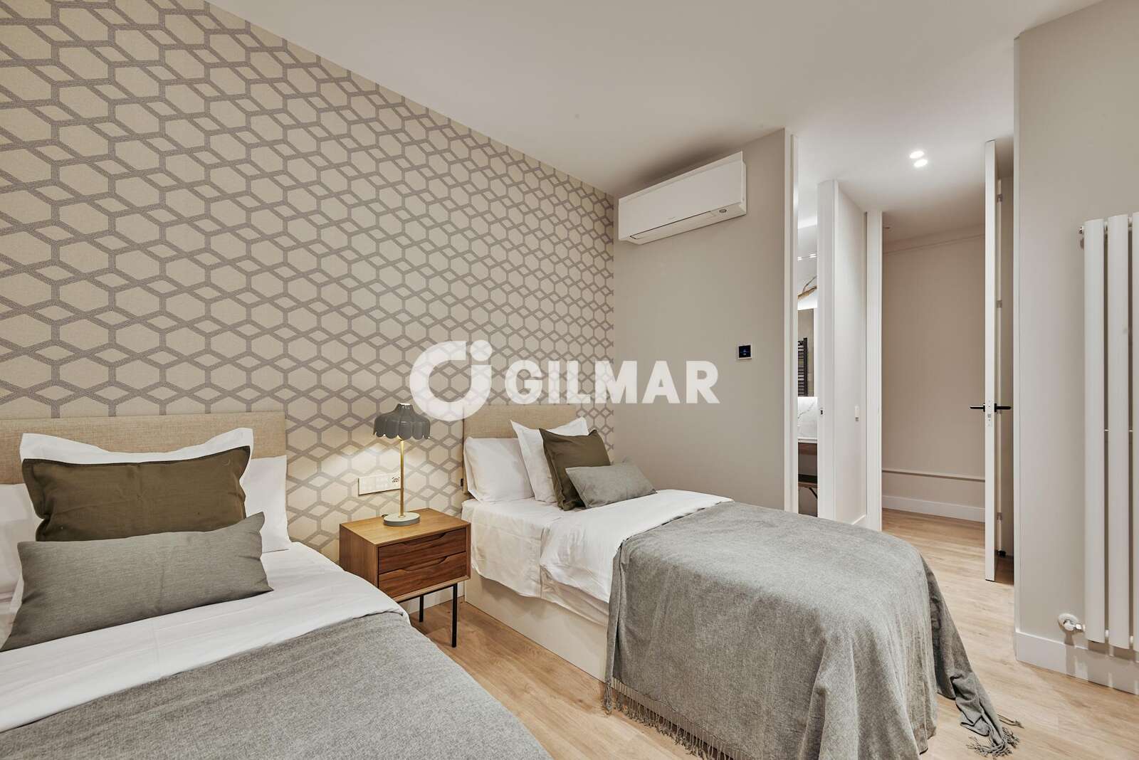 Property slider Gilmar