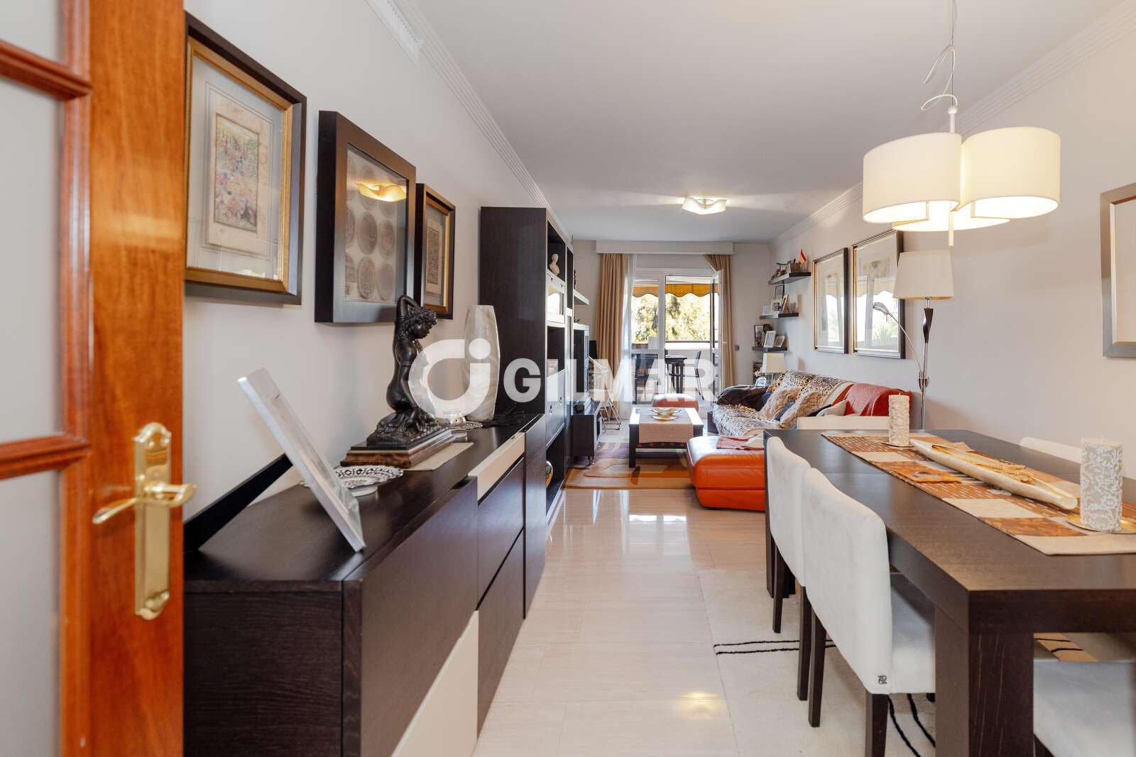 Property slider Gilmar