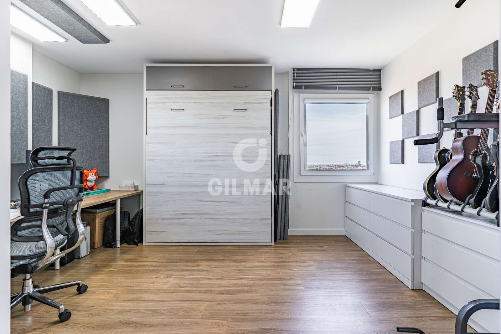 Property slider Gilmar