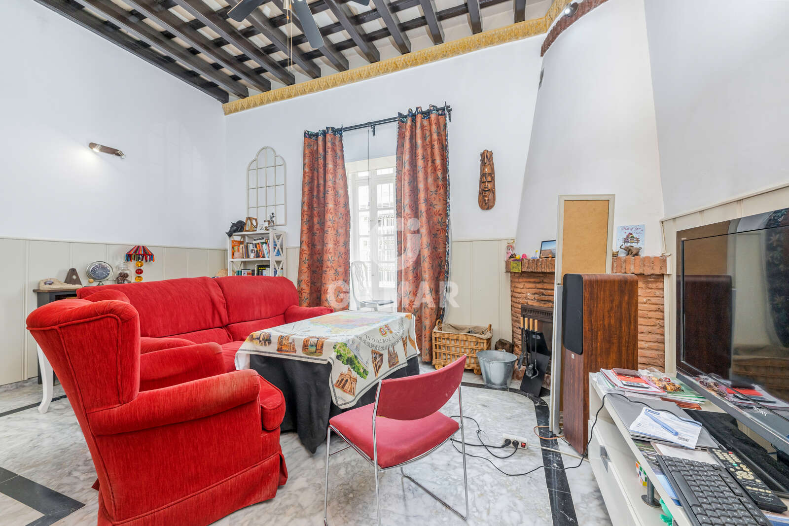 Property slider Gilmar